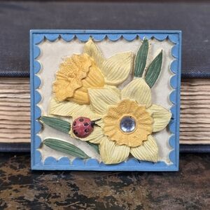 VTG March Daffodil & Ladybug Fridge Magnet Birth Flower Resin Post Stamp Art